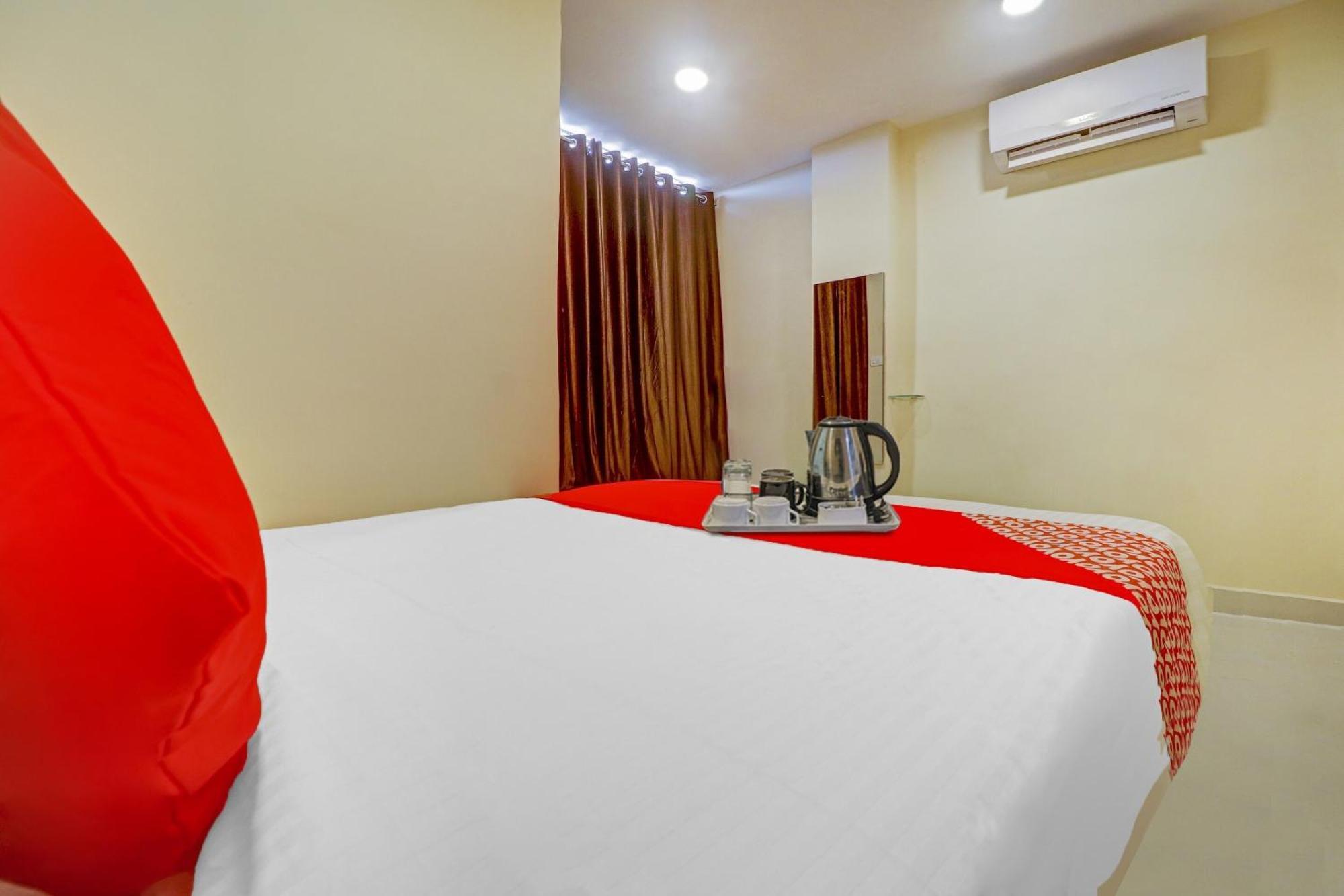 Hotel O Aayush Stay Inn 海得拉巴 外观 照片