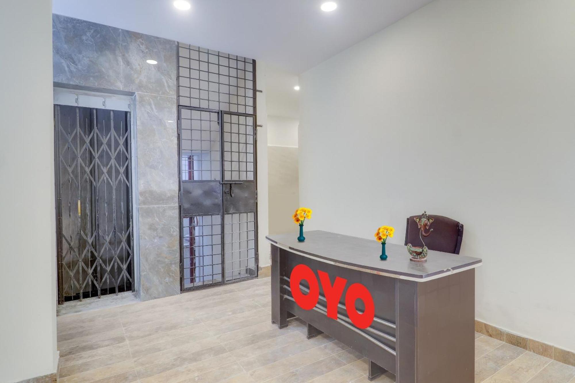 Hotel O Aayush Stay Inn 海得拉巴 外观 照片